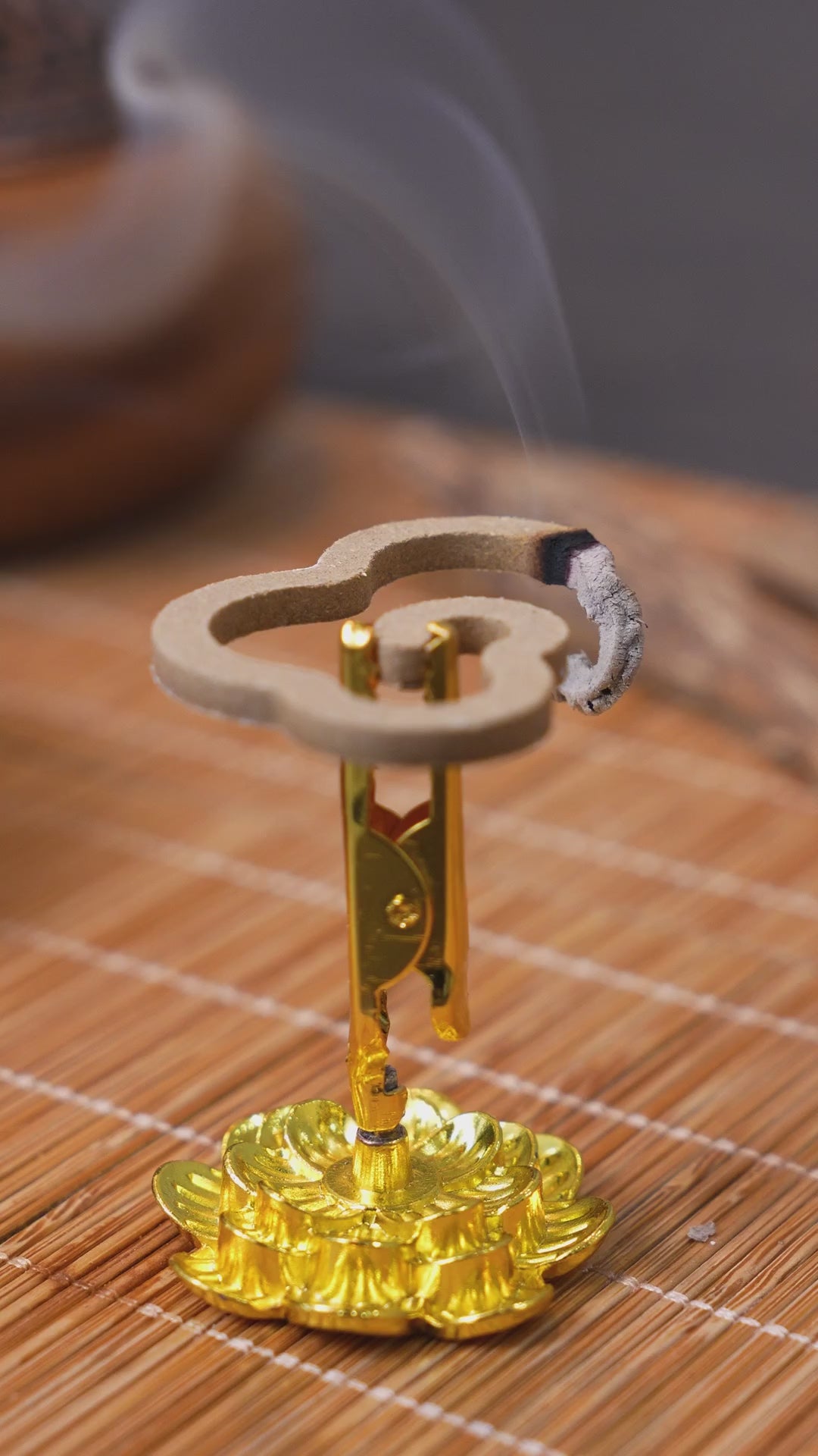 Pure Vietnamese Agarwood Coils, 100% Natural Incense, No Binding Powder, Free Holder Included