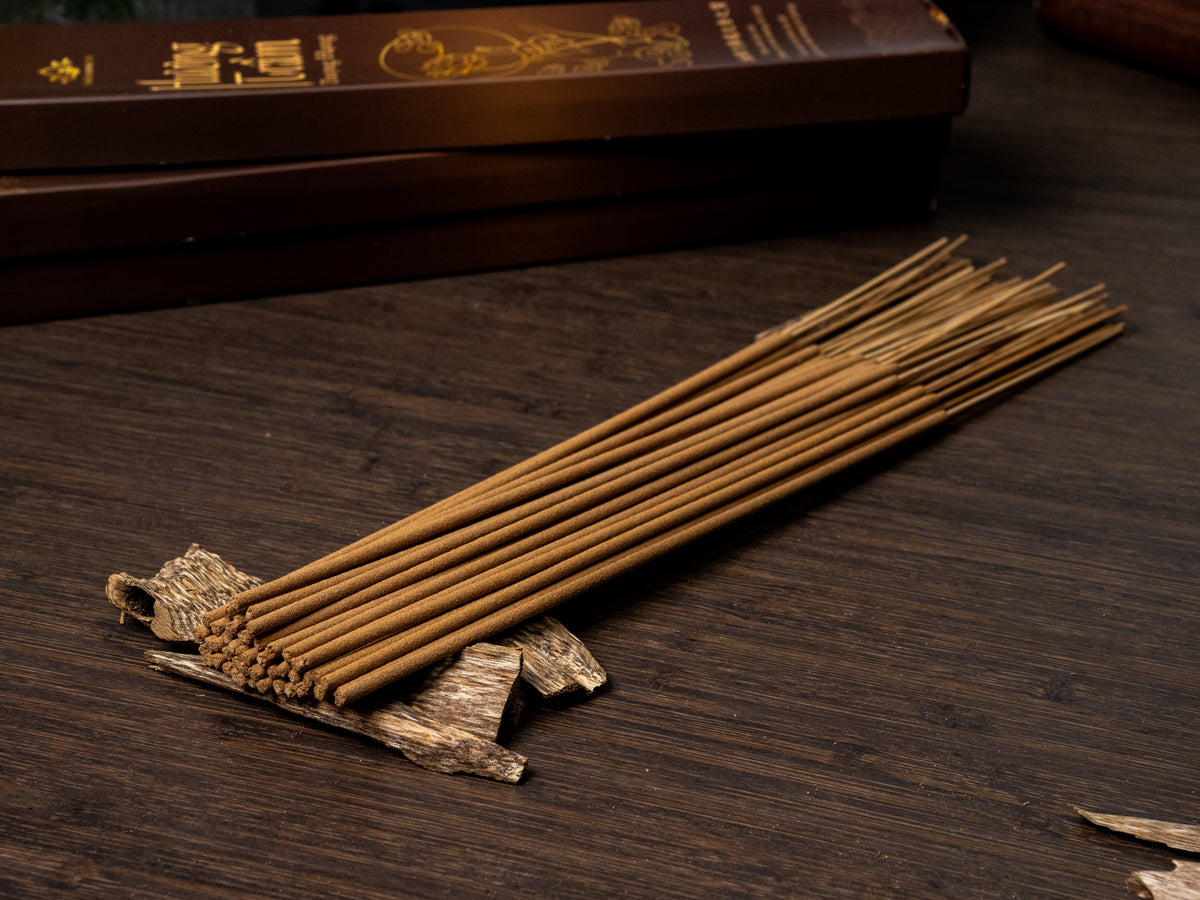 Stone Incense Holder | White Flower Petal Burner | Free Vietnamese Agarwood